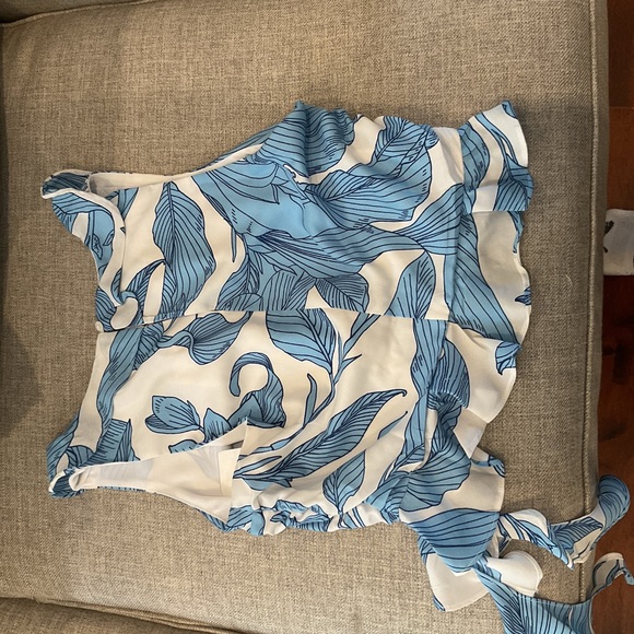 Walter Baker top (Valerie top) color paradise palm style no W53573 size M - Picture 3 of 4